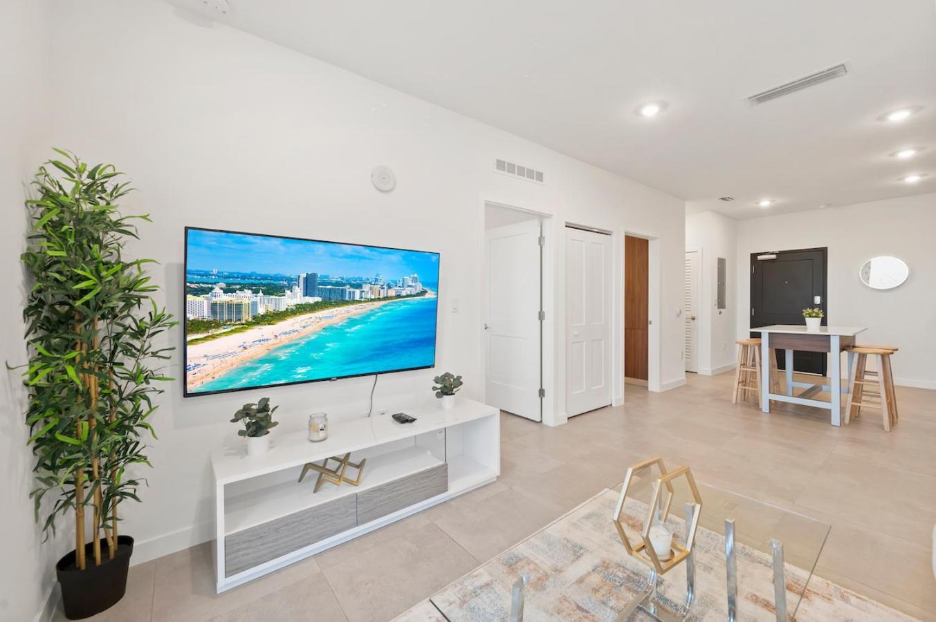 Beautiful Unit In Downtown Miami With Free Parking Apartamento Exterior foto